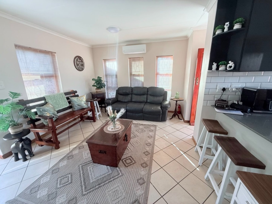 2 Bedroom Property for Sale in Windsor Park Eastern Cape